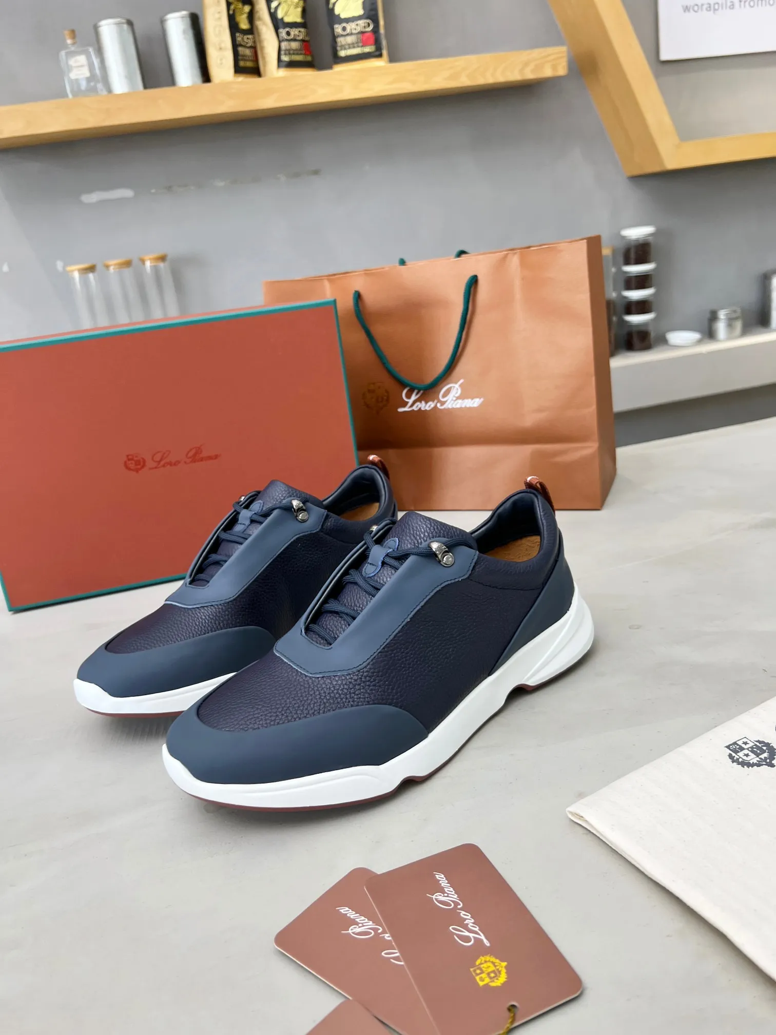 Men's shoes 💰660 🧚‍♂️Loro Piana*👉Top genuine grade👉Buy the original 1:1 copy💯💯💯 Founded the existing Loro Piana company on April 24, 1924. It is now the sixth generation of family business, providing top-quality products to customers who are discerning about taste and quality. ❤️ Imported silk calfskin and South Korean natural cowhide. The interior is made of imported A-grade water-dyed cowhide. 💯💯💯 Original molded base. 💯Authentic packaging code number: 39-46